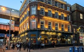 The Wellington Hotel